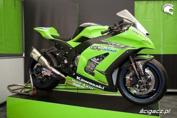 Kawasaki ninja zx10r 2011