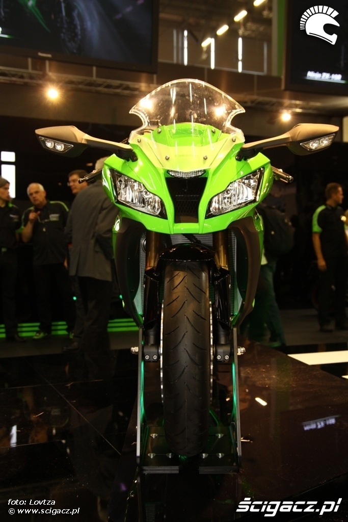 Kawasaki ZX10R 2011 przod