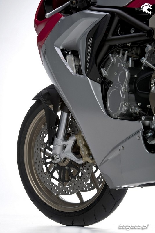 MV Agusta F3 2011 lewy przod