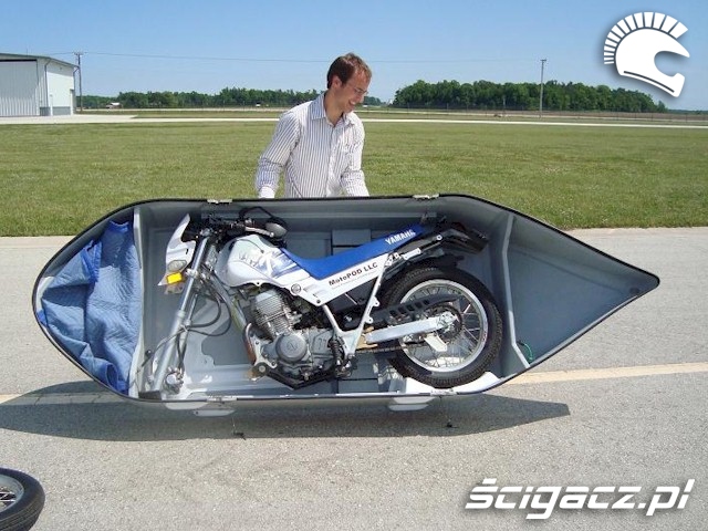 motocykl gotowy do transportu