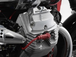 glowica silnika Moto Guzzi V7 Racer