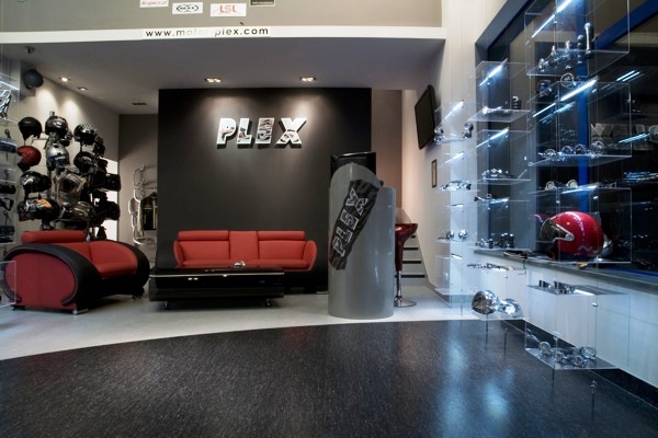 Nowa siedziba salonu sprzedazy PLEX akcesoria motocyklowe 2