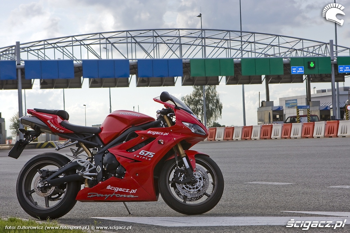 autostrada daytona 675 triumph test 2009 f mg 0229