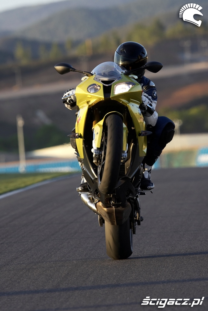 S1000RR Portimao test guma