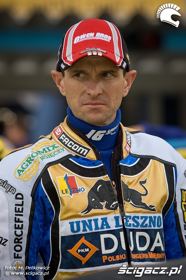 leigh adams