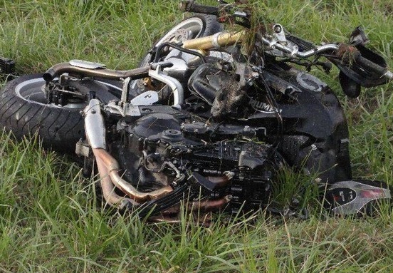 rozbity motocykl z