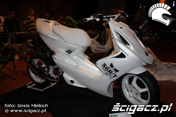 S6RT scooter custom show