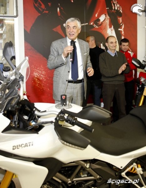 Ducati MTS1200 opuszcza fabryke przemowa przedstawiciela zarzadu