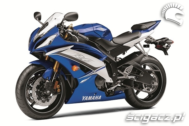 Yamaha R6 2011 niebieskie malowanie