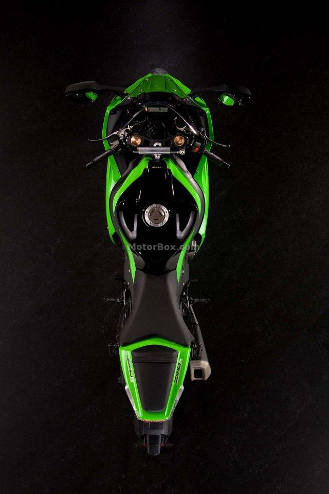 z gory zx 10r 2011