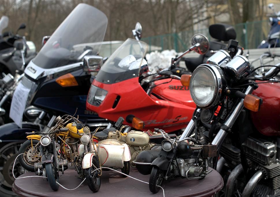 motocykle duze i male z