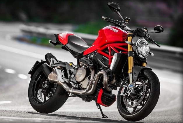 Ducati Monster 1200S  z