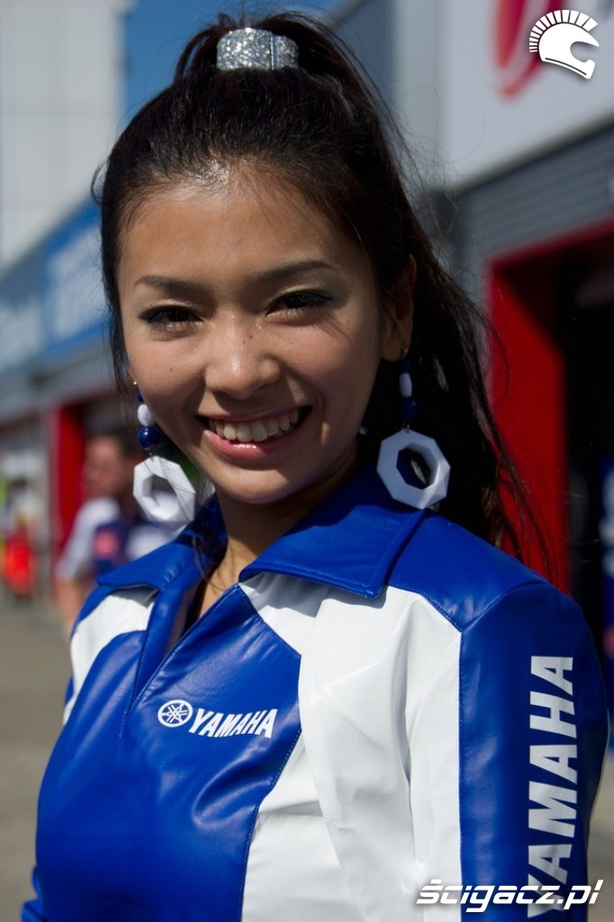 Yamaha paddock girls motegi