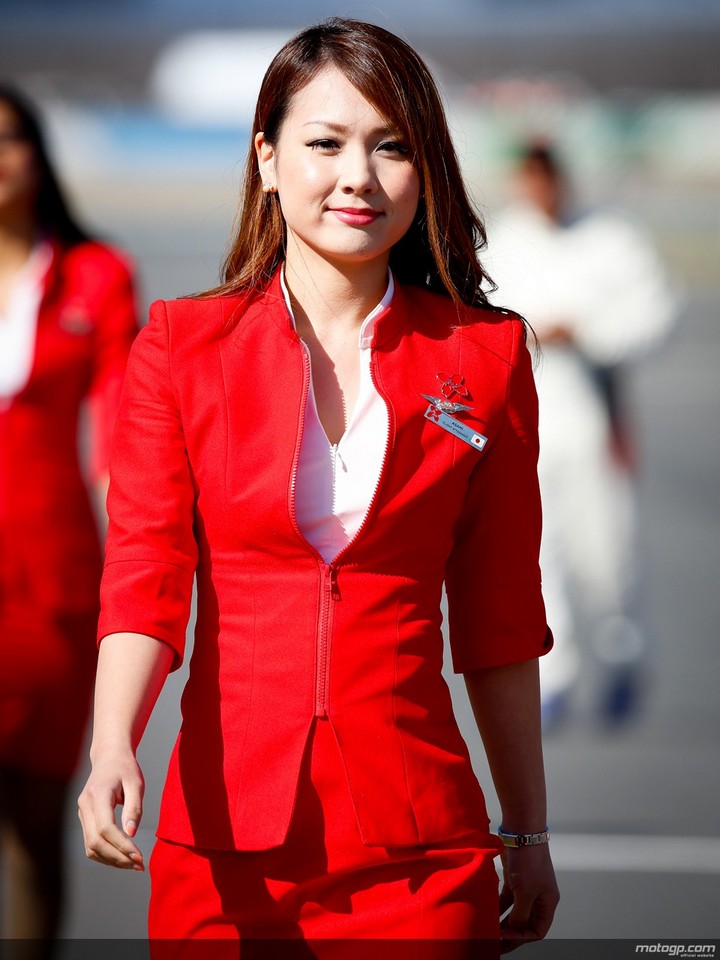 Air Asia red