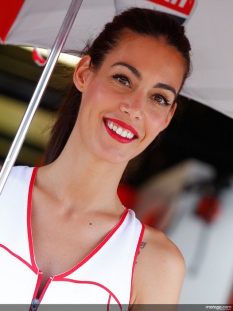 sliczna dziewczyna MotoGP Catalunya 2014