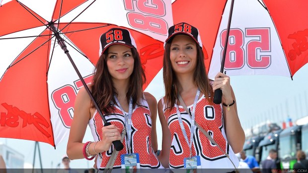modelki z parasolkami girls sbk misano 2014