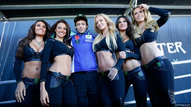 Rossi i dziewczyny paddock girls motogp le mans