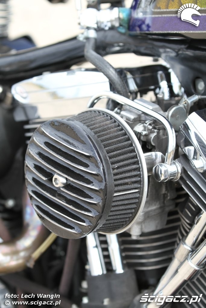 40 Harley Davidson Softail Evo Custom filtr