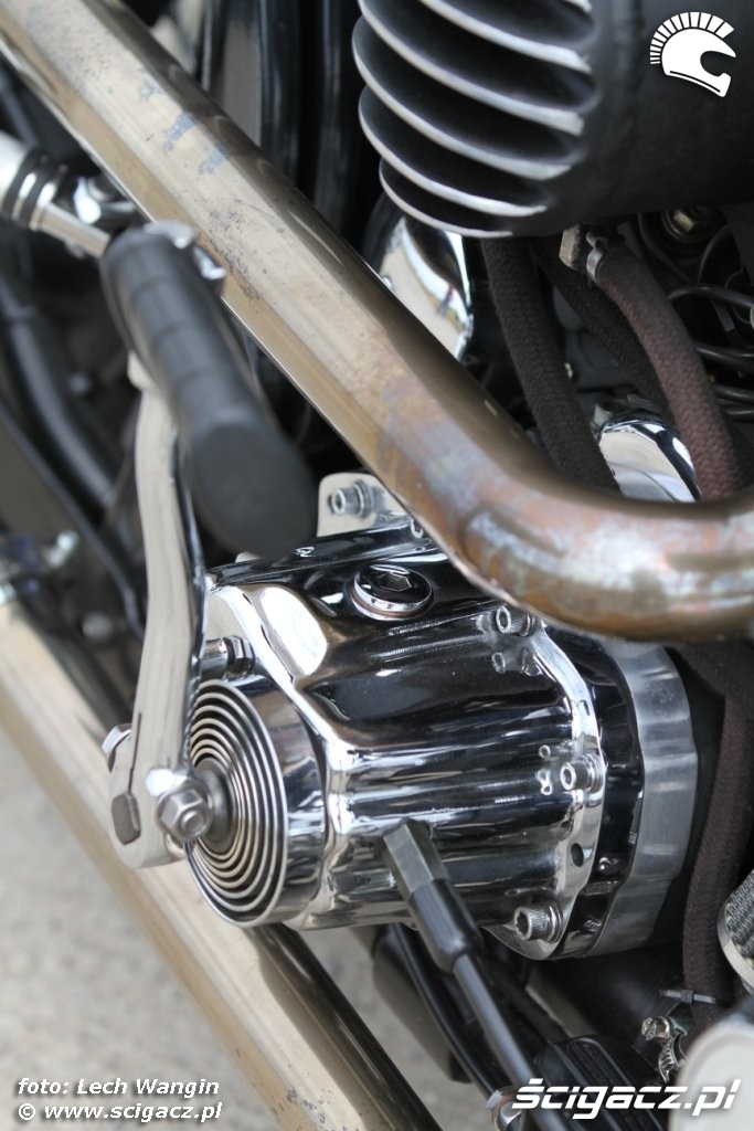 41 Harley Davidson Softail Evo Custom rozruch