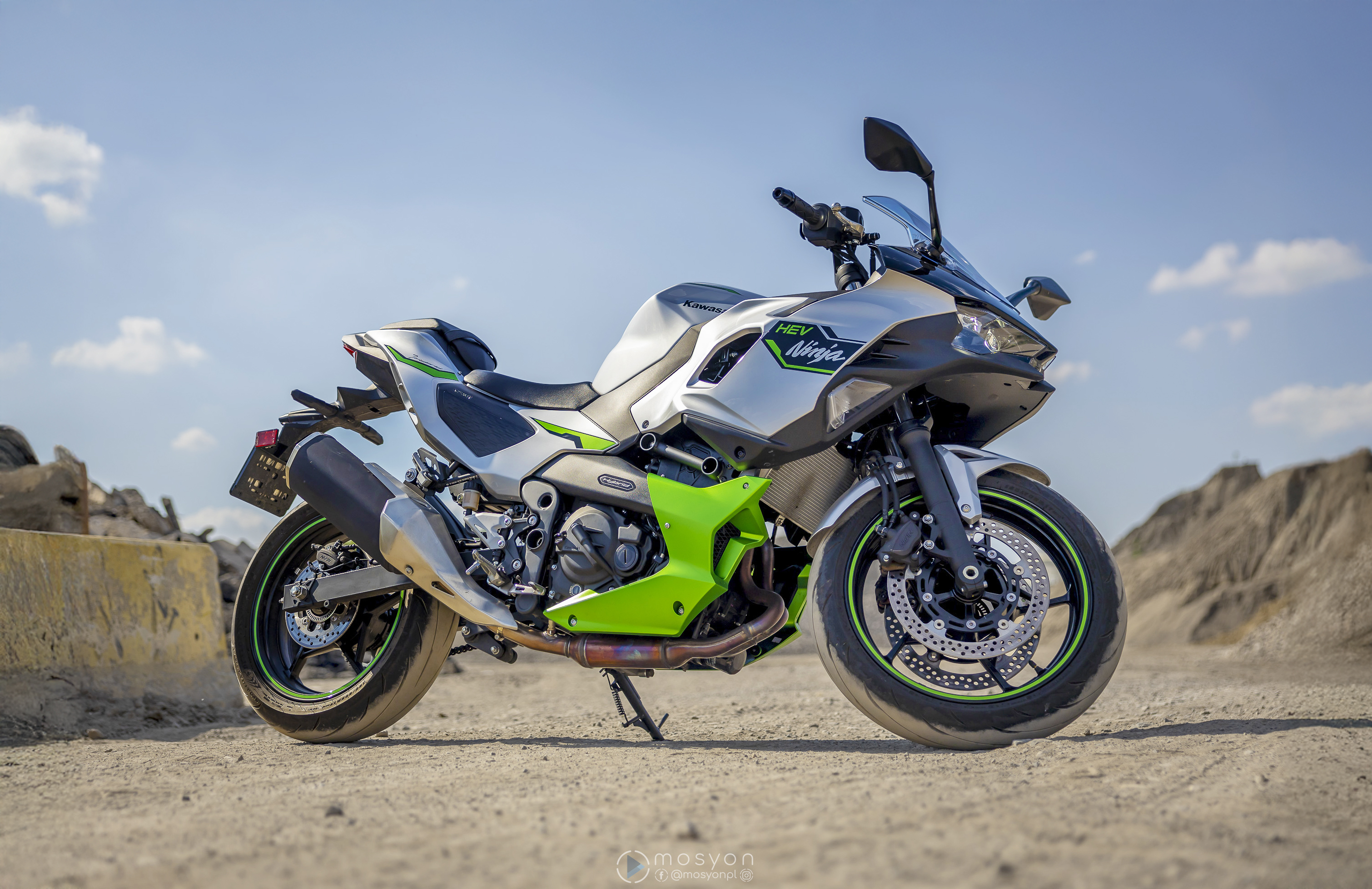 Kawasaki Ninja 7 Hybrid. Tak wygląda pierwszy motocykl hybrydowy