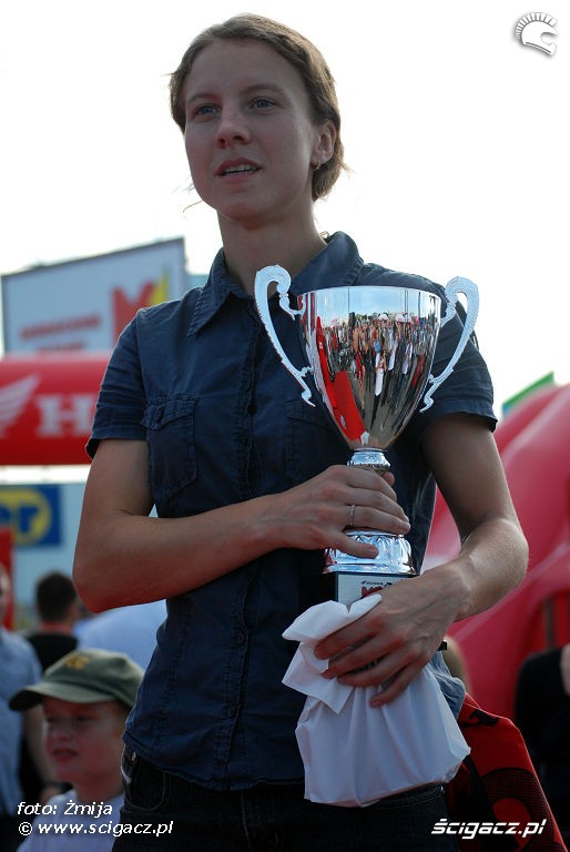 Miechowska Karolina podium puchar
