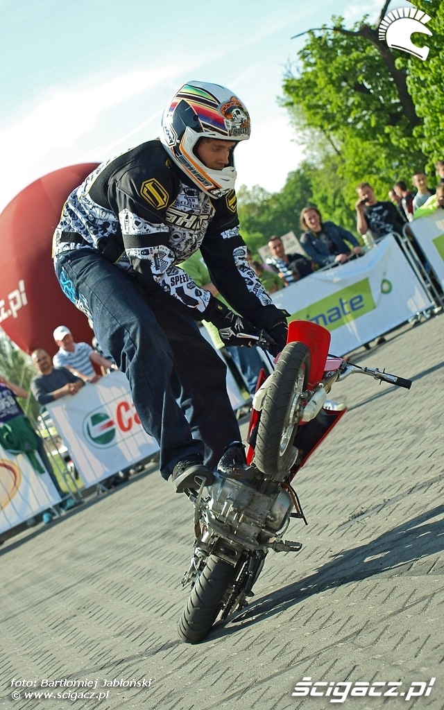 cyrkle na piecdziesiatce Poznan 2011 - Motocyklowa Niedziela Na BP