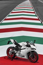 na torze Ducati 899 Panigale