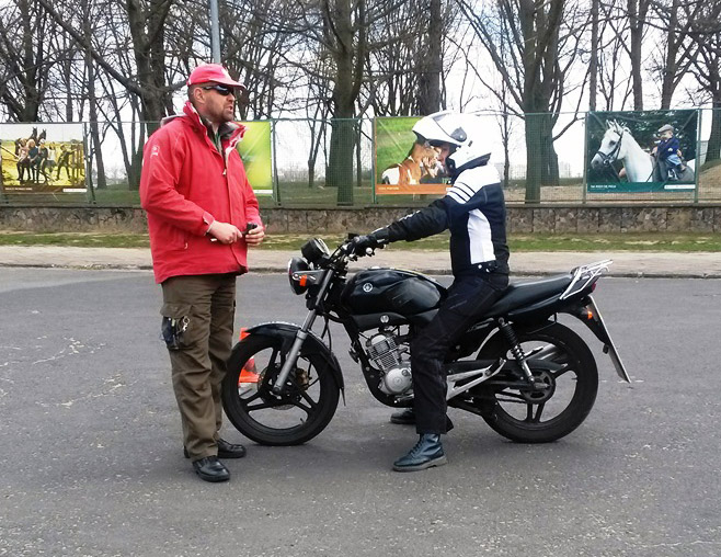 Tomek Kulik zajecia w szkole na 125cc z
