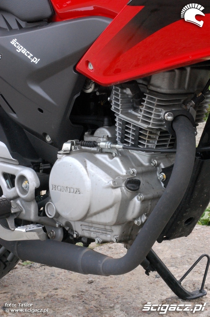 Zdjęcia Honda CBF 125 silnik Przesiadka z auta na 125cc