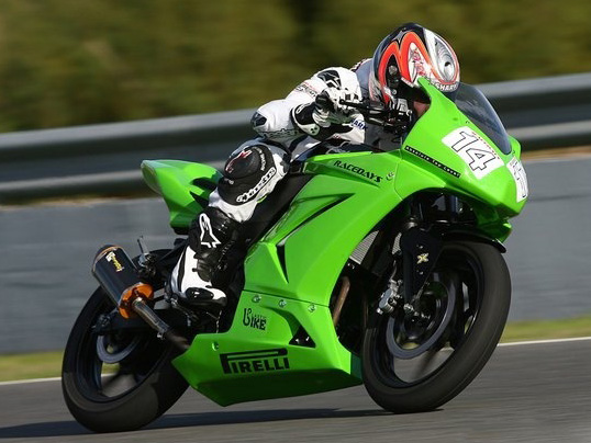 Kawasaki Ninja 250R European Junior Cup WSBK z