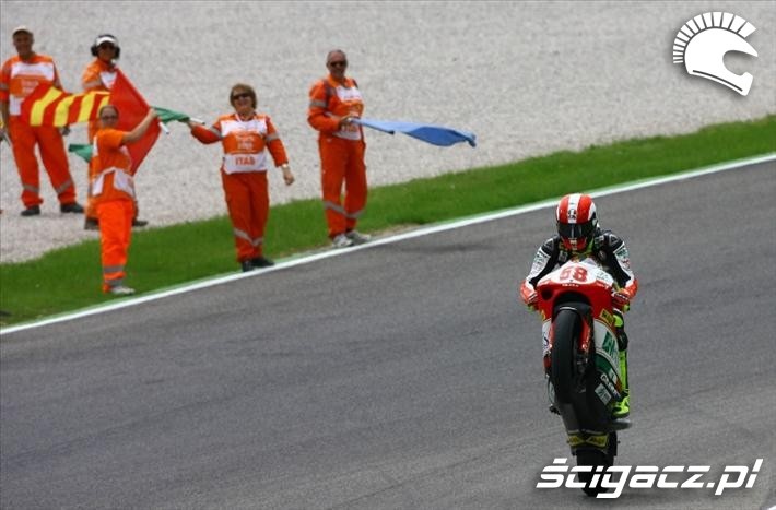 2008 Mugello Simoncelli wheelie