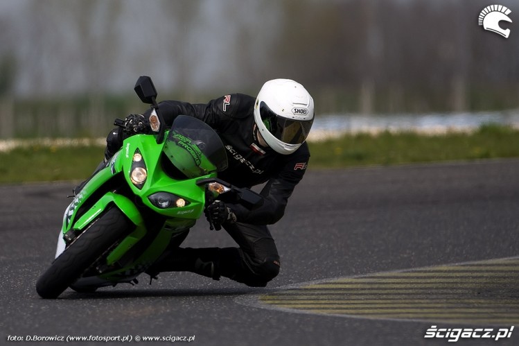 kolano zx10r kawasaki test b mg 0092