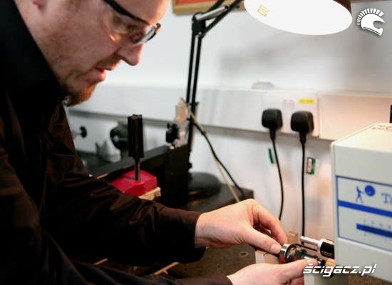 Przygotowywanie walka rozrzadu do pomiaru