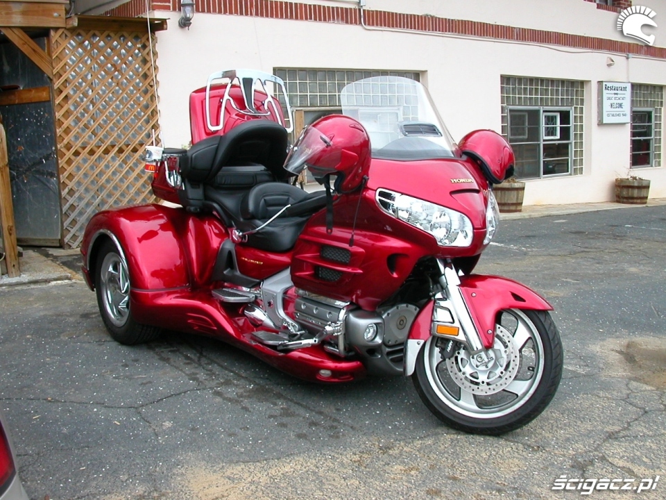 Goldwing trajka deals