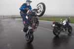wheelie bmw f800r stunt test a mg 0183
