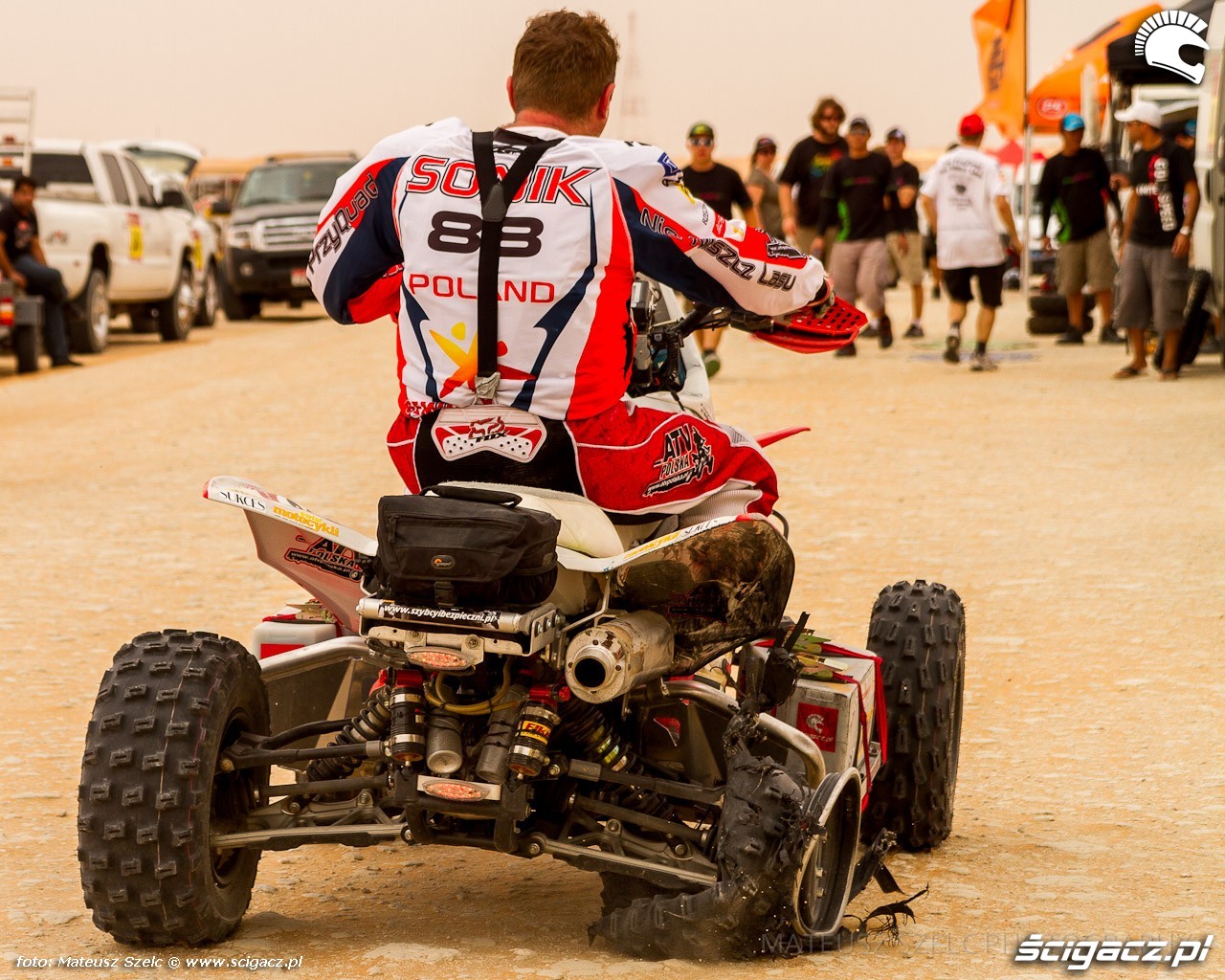 Zdjęcia Uszkodzony quad Sonika Rafal Sonik wraca na trase rajdu