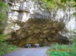 jaskina w gorach