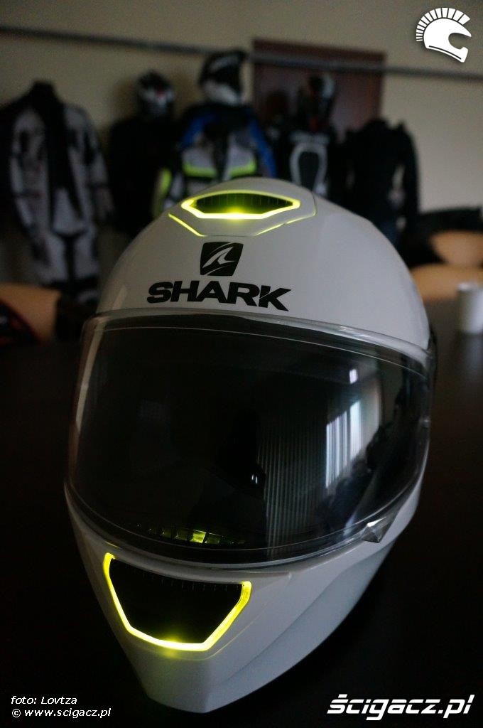 Shark Moto Trendy 2015