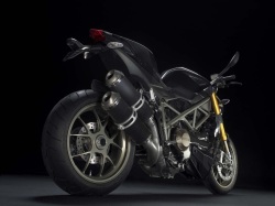 big Ducati Streetfighter 02