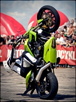 12 oclock kevina carmichaela