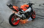 Raptowny Honda Cbr 929 RR Burning