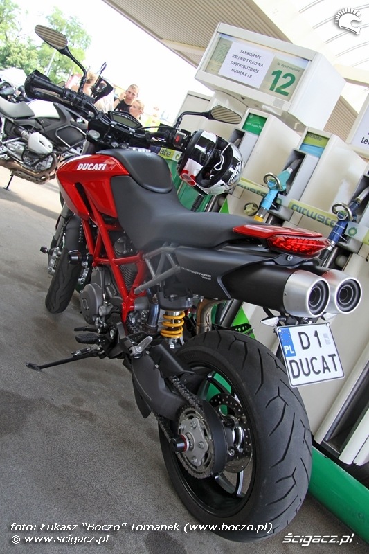 Motocyklowa Niedziela na BP wroclaw zatankowany Hypermotard
