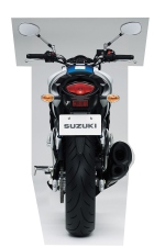 Suzuki SFV 650 tyl