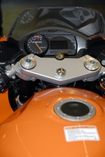 intermot Hyosung GT 650 pomaranczowy zegary model 2007 06