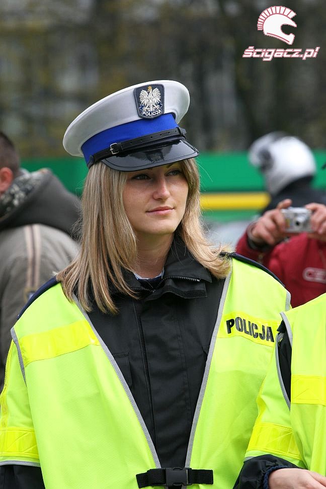 policjantka otwarcie sezonu czestochowa 2008