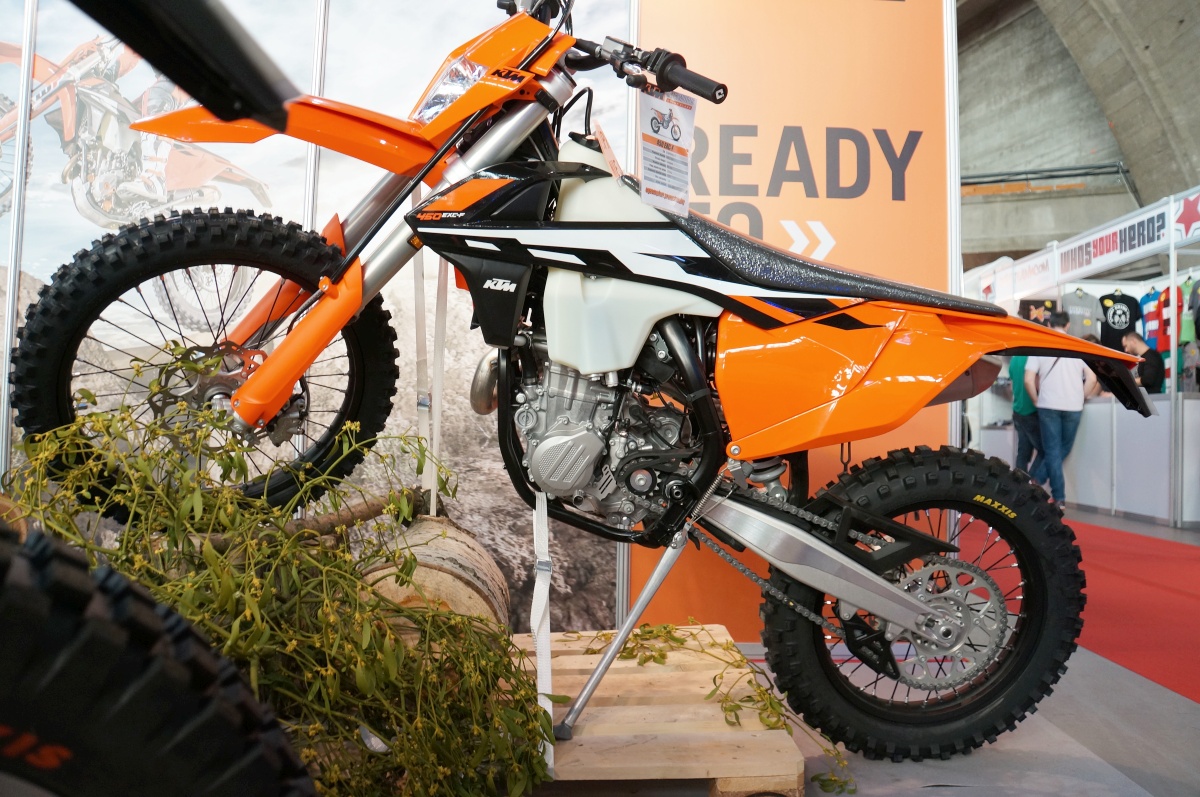 KTM 500 EXC F В красивом пластике