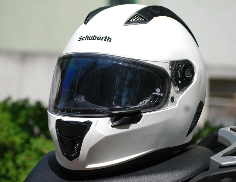Schuberth SR1 z