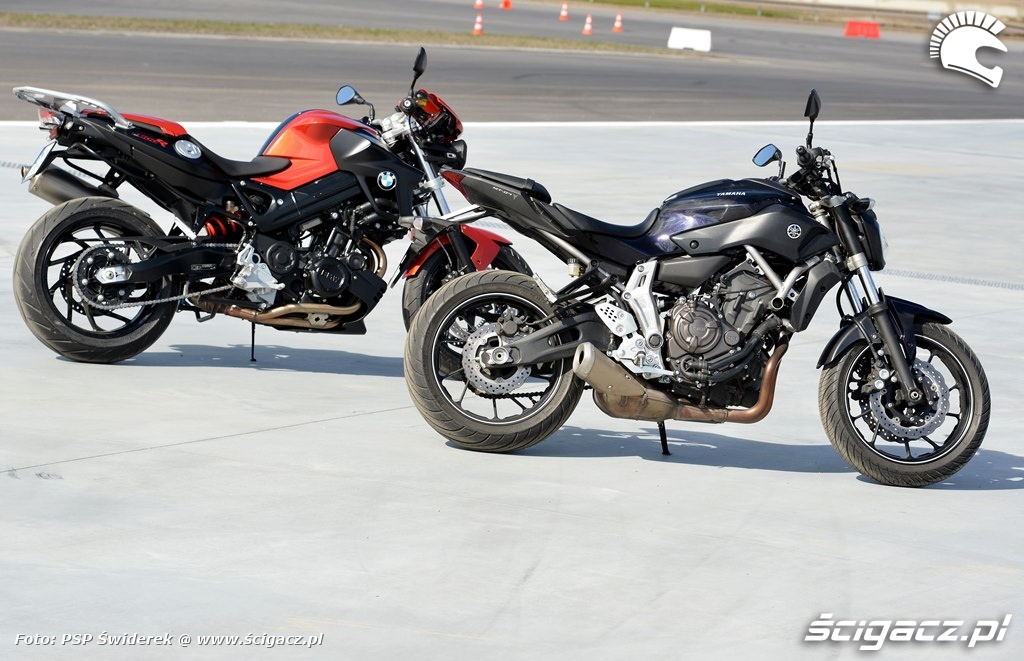 Zdjęcia: Nowe Test BMW F800R vs Yamaha MT07 2014 - Sprzedaz motocykli w ...