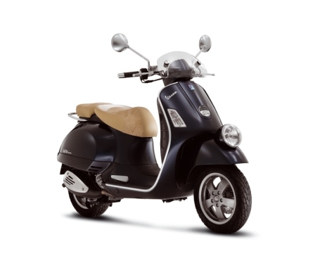 Vespa GTV 250 Navy 01