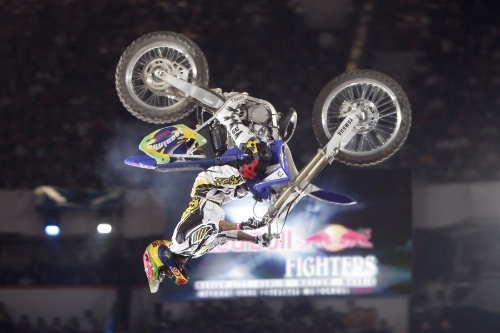 Red Bull X-Fighters trick 360 fot Alex Schelbert2 Red Bull Photofiles